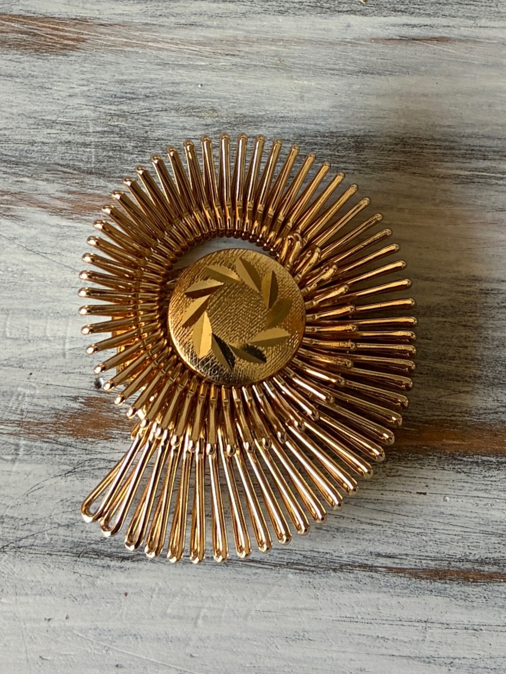 Vintage Brooch Scarf Clip Spiral Sunburst Goldtone
